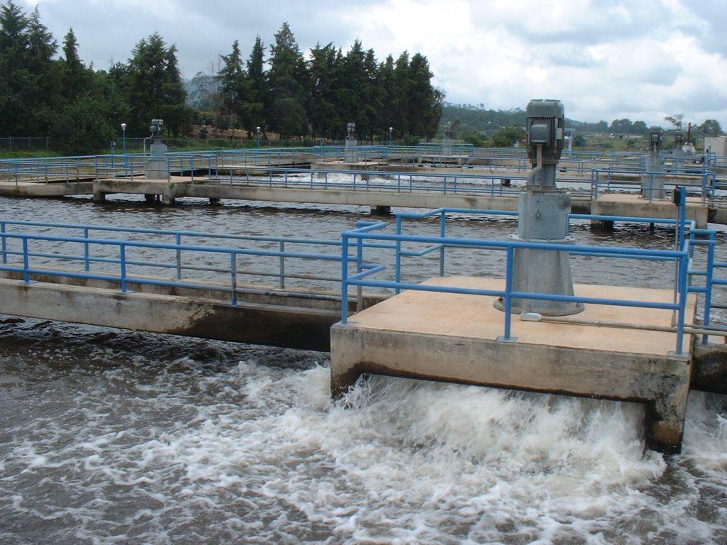 Procesos industriales. El tratamiento de aguas residuales.